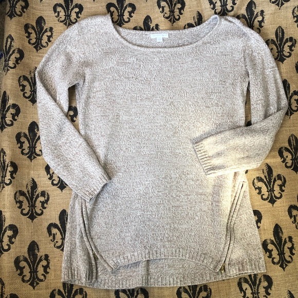 New York & Company Tops - Beige Oversized Long Sweater Pullover Zippers